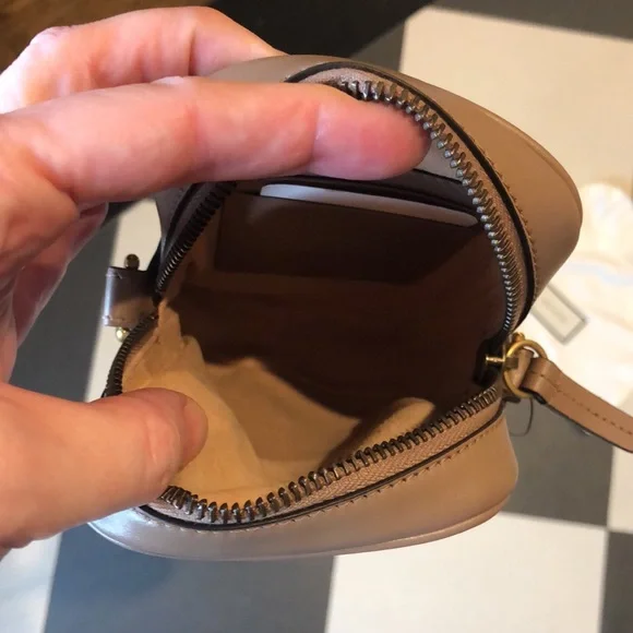 Gucci Mini GG Marmont Crossbody Bag in Nude Rose NEW - Picture 9 of 10